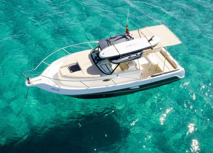 Motorboat Faeton Moraga 780 170hp