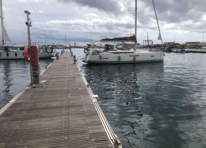 Sailboat Jeanneau SUN ODYSSEY 409 12.2m