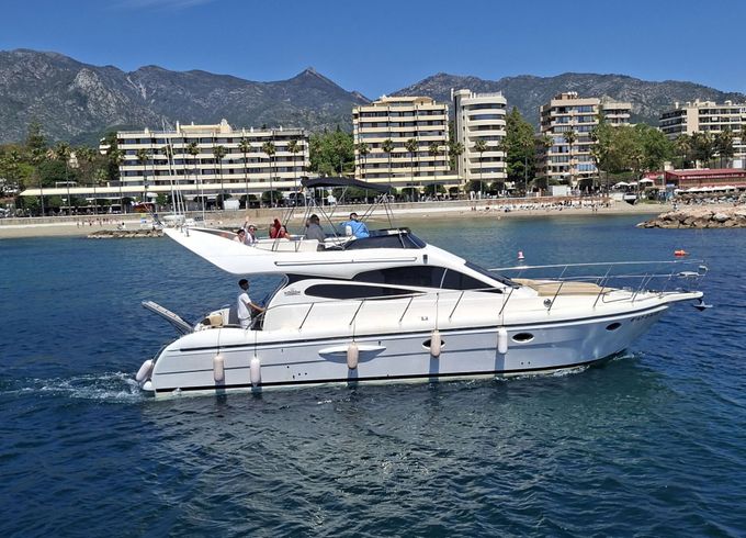 Motorboat Doqueve Majestic 46 fly 960hp