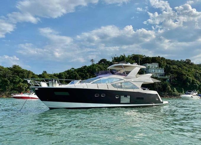 Motor yacht Schaefer 62 900hp