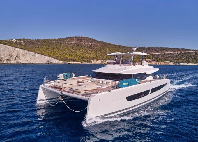 Catamaran Fountaine Pajot Power 67 19.49m