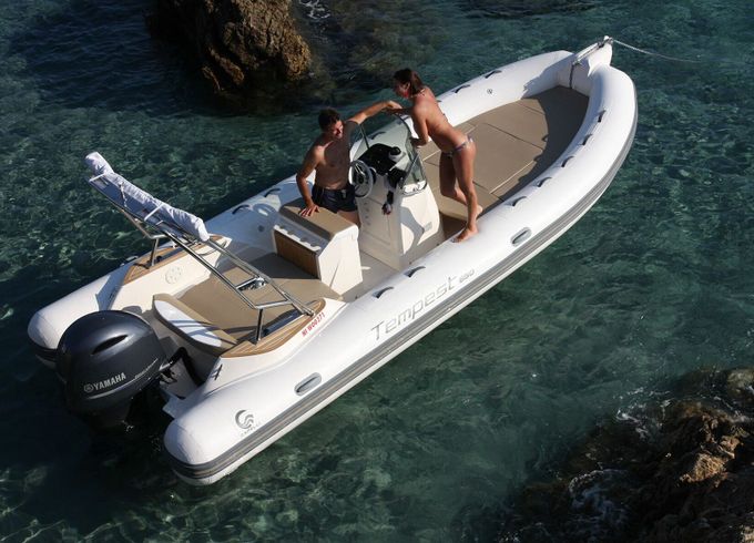 RIB Capelli Capelli Tempest 650 175hp