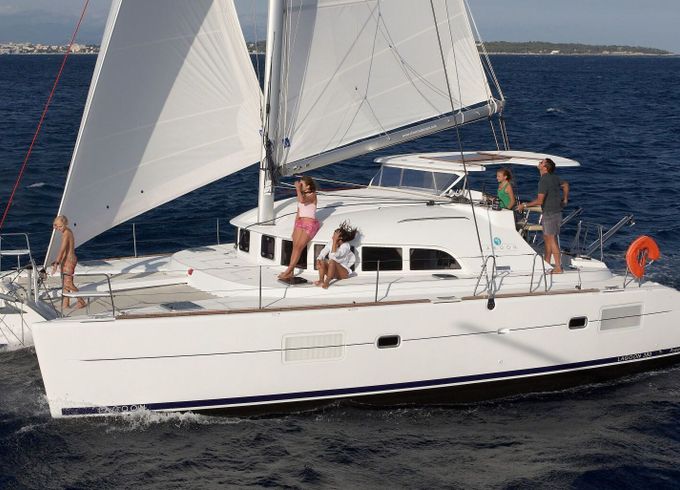 Catamaran Lagoon Lagoon 380 11.45m
