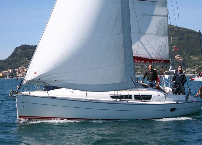 Sailboat JEANNEAU Sun Fast 32 9.6m