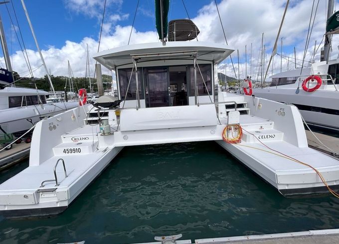 Catamaran Catana Group Bali 4.3 13m