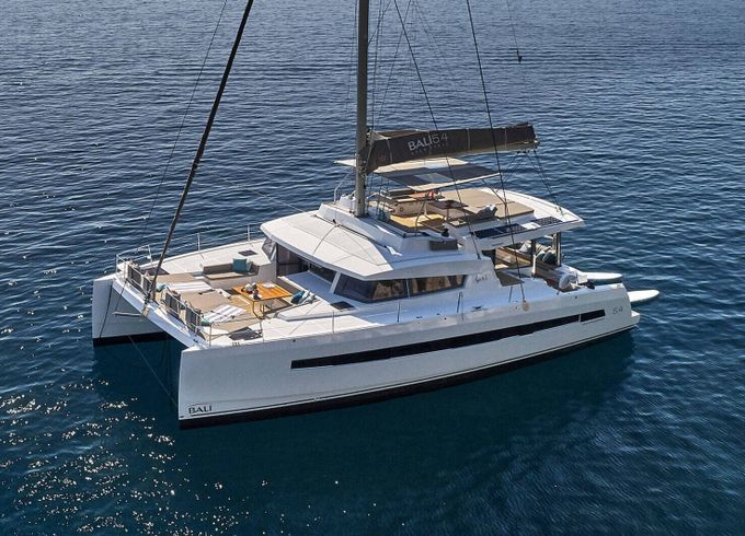 Catamaran Bali - Catana 5.4 LUXE AMUR 16.8m