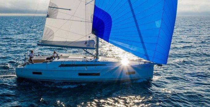 Sailboat Beneteau OCEANIS 40.1 12.17m