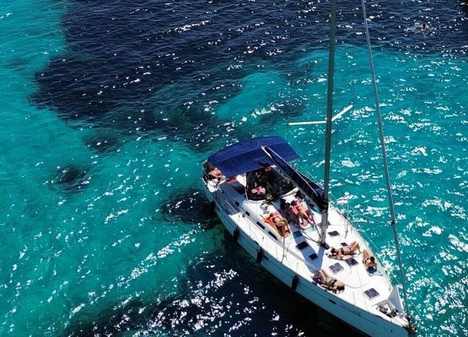 Sailboat BENETEAU OCEANIS 473 14.35m
