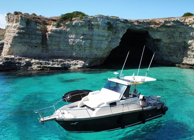 Motorboat portofino Marine 750 WA 400hp