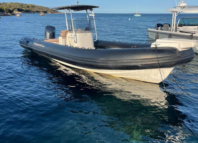 RIB Capelli Capelli tempest 900 300hp