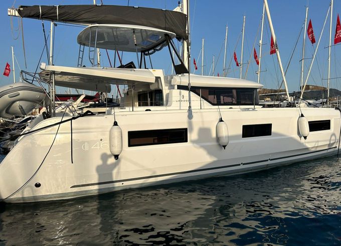Catamaran Lagoon 46  13m