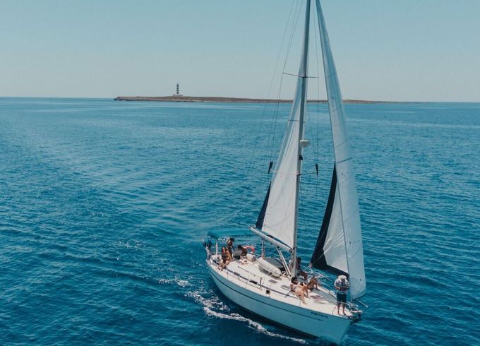 Sailboat Bavaria 40 12m