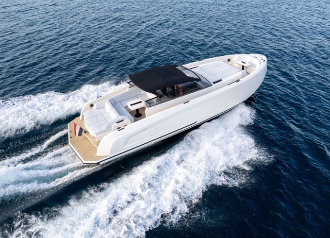 Motorboat Vanquish Yachts Vanquish 45 720hp