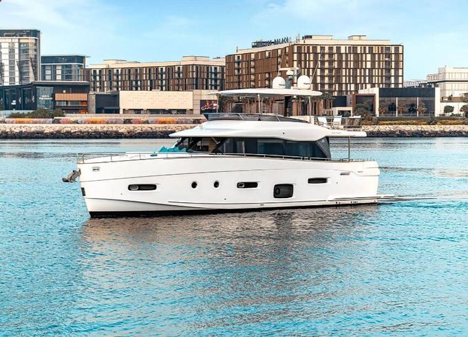 Motor yacht Azimut Magellano 66 800hp