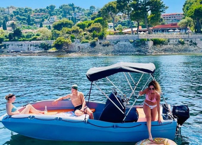 Boat without licence  FUN YAK SECU 15 6hp