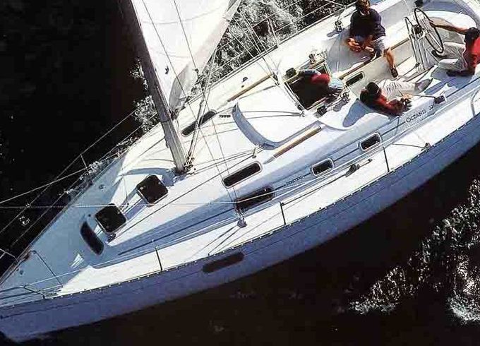 Sailboat Beneteau OCEANIS 321 10m