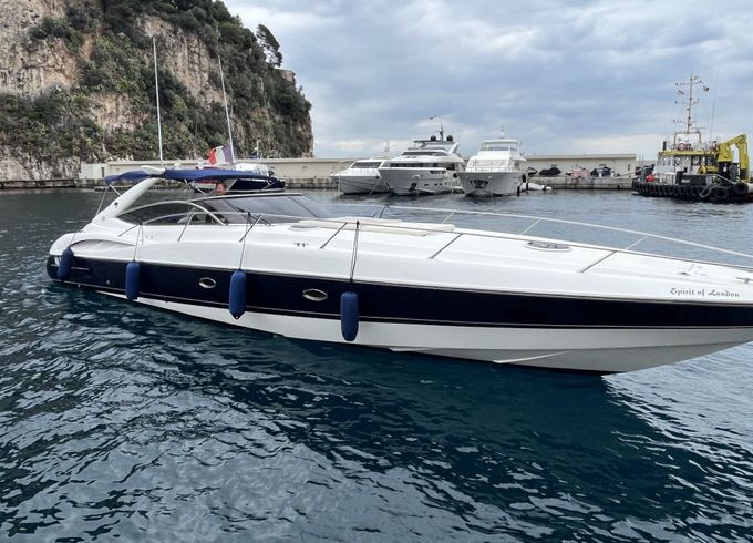 Motorboat Sunseeker Superhawk 48, fin Saint Tropez, 15 mètres 900hp
