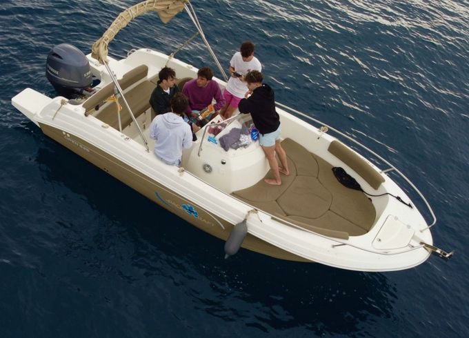 Motorboat Pacific Craft 625 130hp