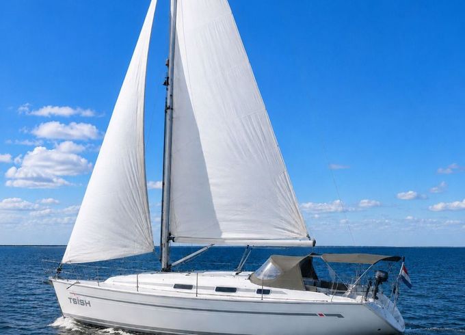 Sailboat Bavaria Bavaria 36 11.4m