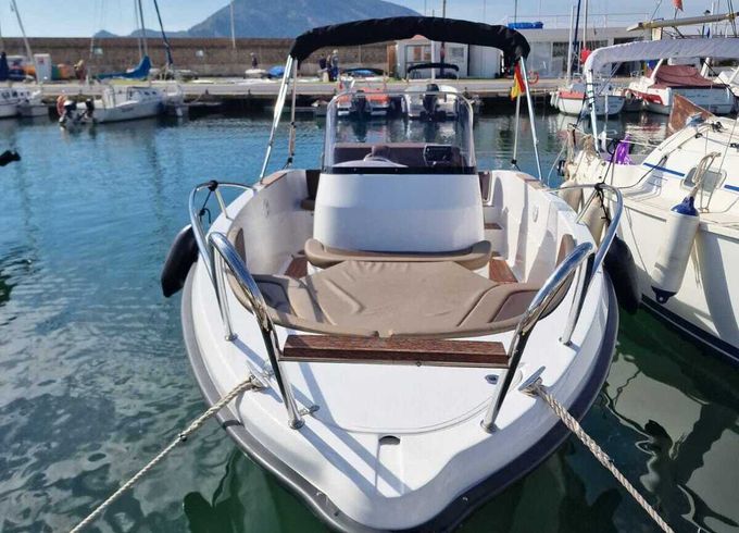 Motorboat POLYESTER YACHT MARION 605 OPEN 150hp