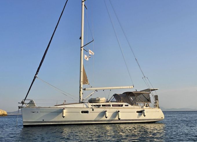 Sailboat Jeanneau Sun Odyssey 42i 12.85m