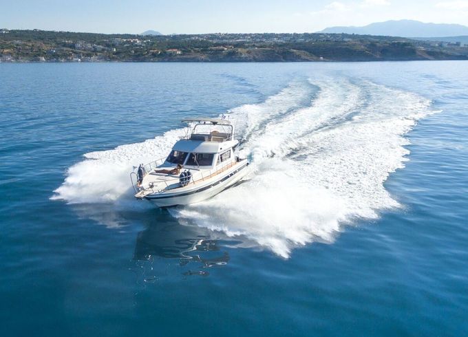 Motorboat PIANTONI HARMONY 42 760hp