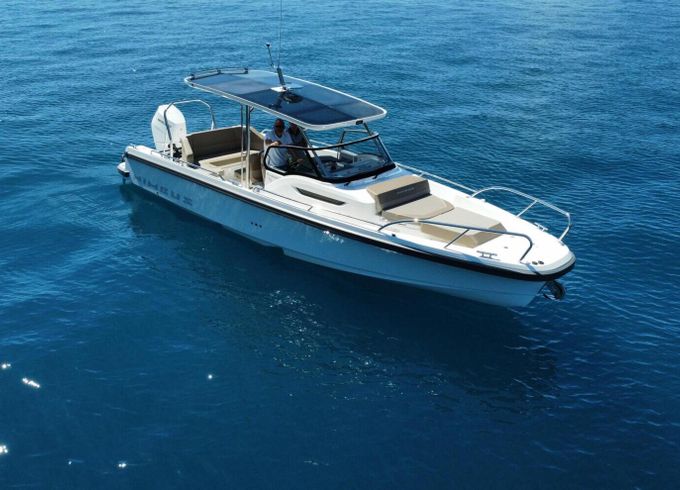Motorboat Nimbus T9 with Mercury V10 400hp 400hp