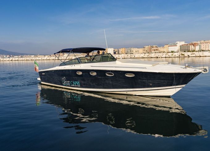 Motorboat Tornado 38 900hp