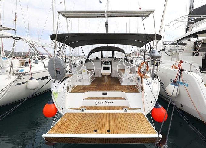 Sailboat Bavaria Yachtbau Bavaria Cruiser 46 Style - 4 cab. 14m