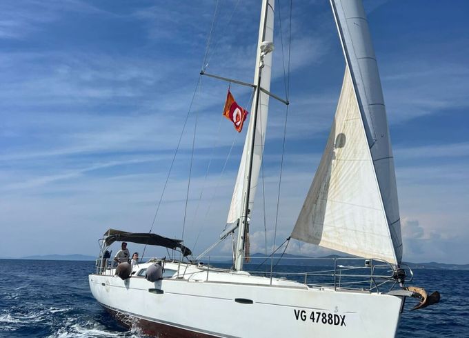 Sailboat Beneteau Oceanis 50 15m