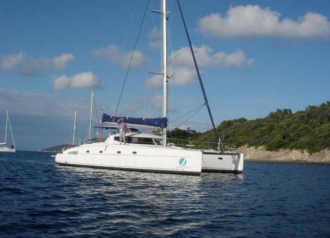 Catamaran Fountaine Pajot Bahia 46 14.04m