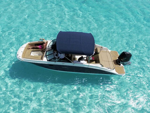 DELUXE- Sea Ray 27- INTIMATE YACHT EXPERIENCE