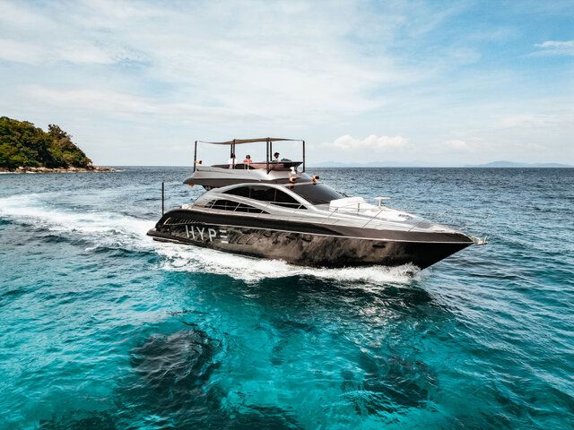 HYPE BOAT CLUB – Phuket Luxury Yacht with DJ