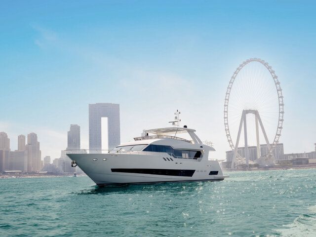 Sky Walker Yachts – 96 FT Caliente