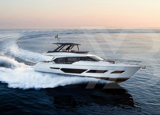 Ferretti Yachts 720