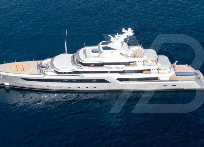 Feadship Valor
