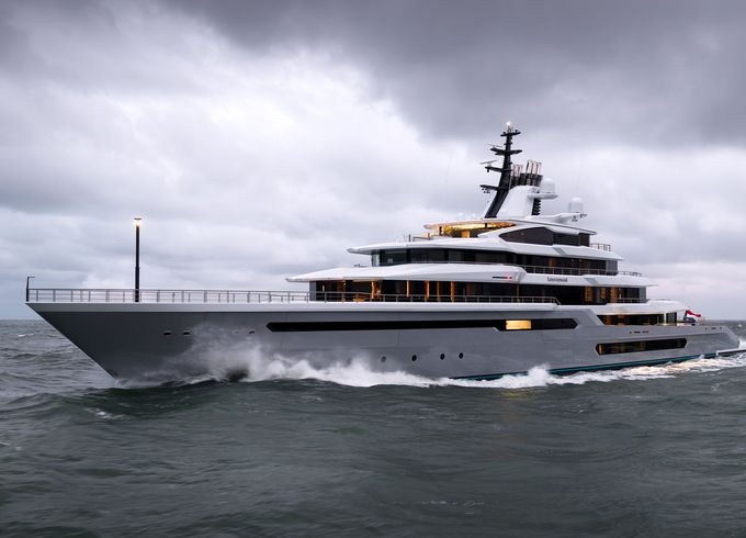 Oceanco Leviathan (Y722)