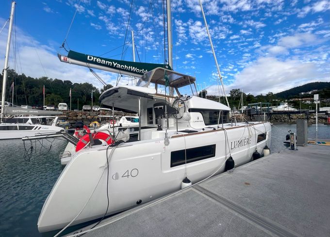 Lagoon 40