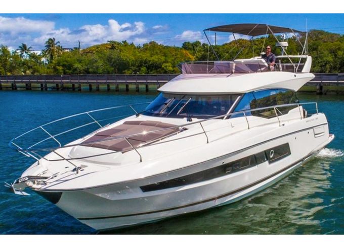 Prestige 460 Fly
