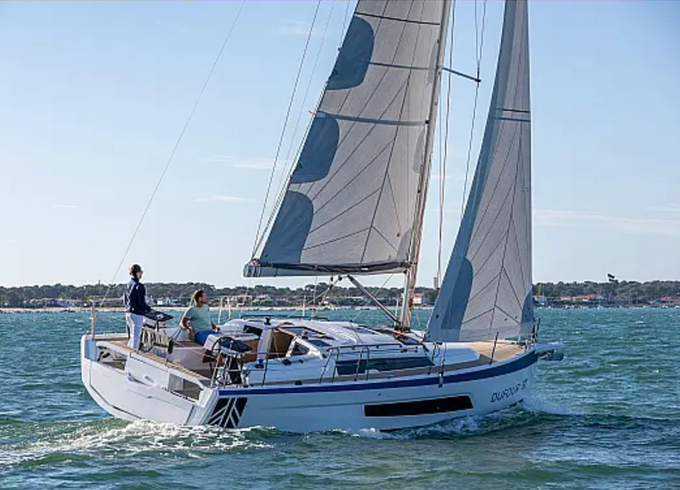 Dufour 37