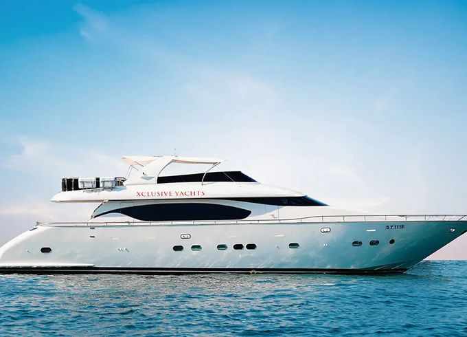 92ft Luxury Yacht - Book Yacht For 40 people
