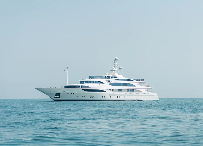 Benetti 56