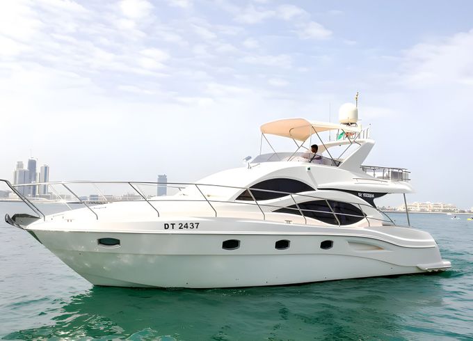 Majesty 50 ft