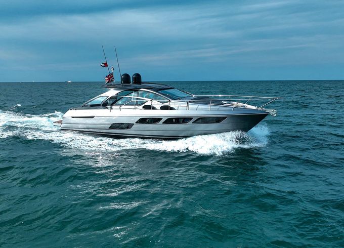 Pershing 5X 52ft