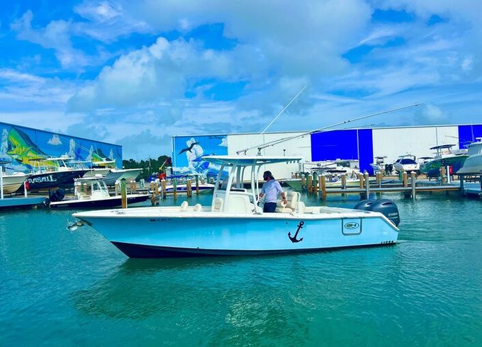 27.5' Sea Hunt Gamefish w/ GPS TRACKS to popular destinations!