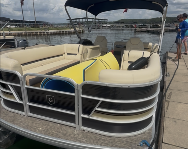 Enjoy beautiful Lake Martin on this like-new 23ft Godfrey Sweetwater