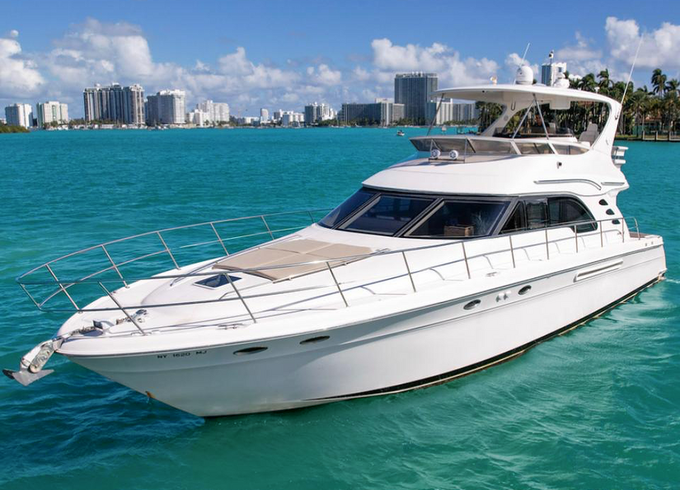 65' PRIVATE LUXURY YACHT WITH 1 FREE HOUR MON-THUR