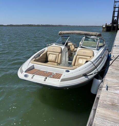 Life on the water on a 24ft Crownline