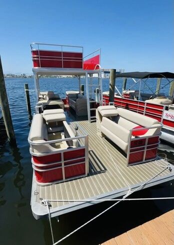 12 Person Party Boat W/Slide – Lake Travis
