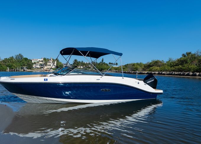Sleek &amp; Stylish 23ft SeaRay: Your Dream Cruiser Awaits!